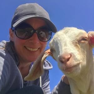 Meet your Posher, Wendy